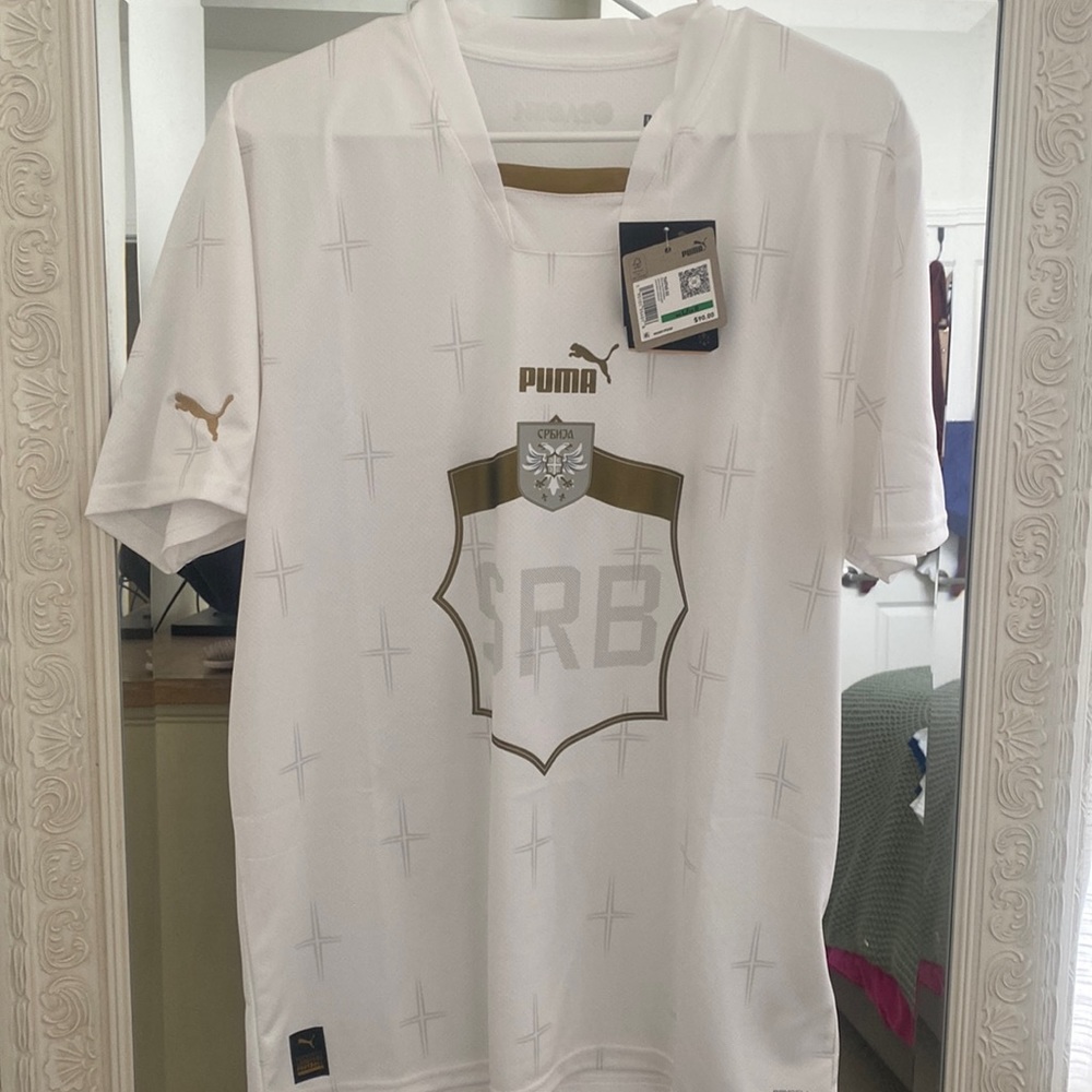 Puma, men’s Large, World Cup jersey(serbia)